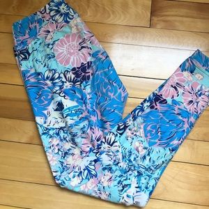 LulaRoe Stunning vintage OS floral leggings